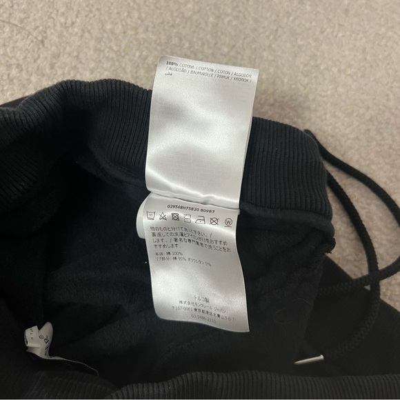 Moncler Joggers - Picture 10 of 10